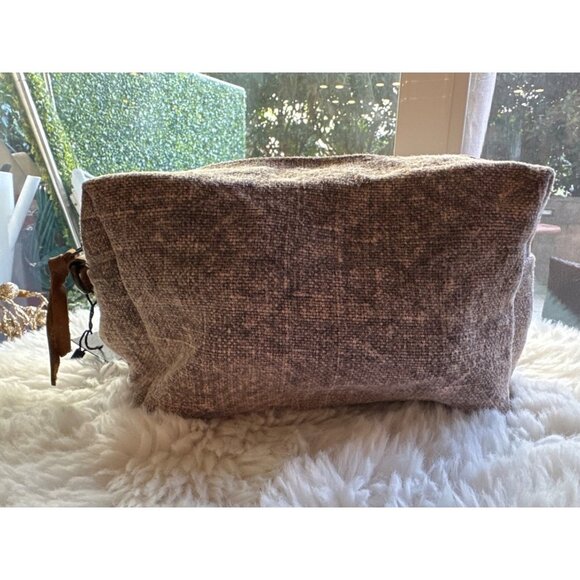 Unisex Toiletry Canvas Bag with Leather Handles - Picture 3 of 7